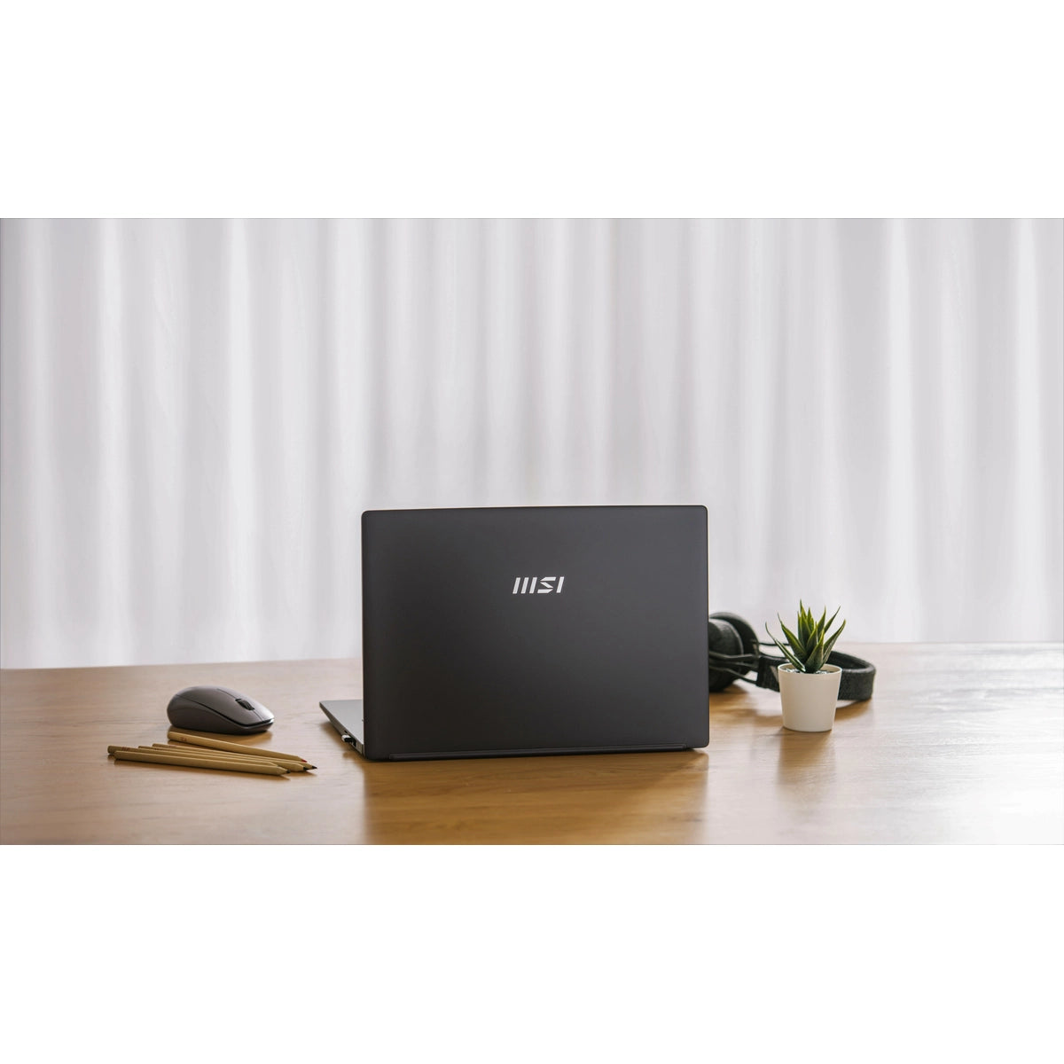 MSI Modern 15 (15.6 inch) Full HD Notebook Computer AMD Ryzen 5 8GB RAM 512GB SSD (Black)